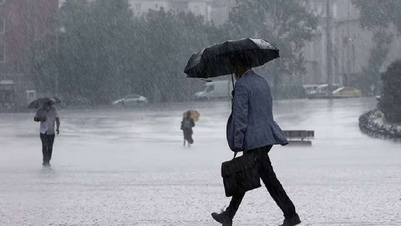 AKOM ve Valilik üstüne basa basa uyardı: Bu kez Balkanlardan geliyor! Sağanak ve doluya hazır olun 7